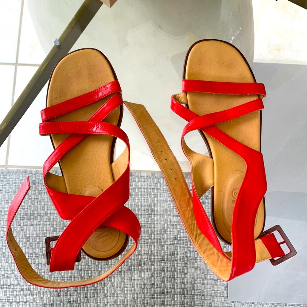 Maison Martin Margiela red sandals 39 (8.5)